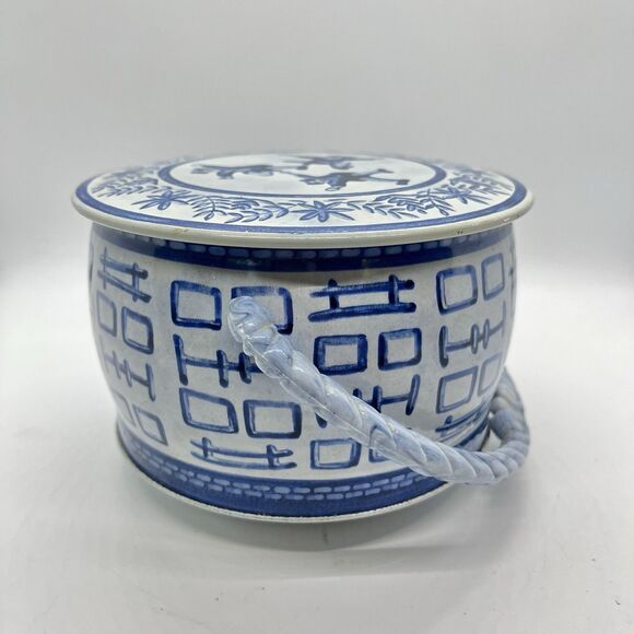 Vintage Metal Tin with Roped Handle Blue White - Picture 3 of 8